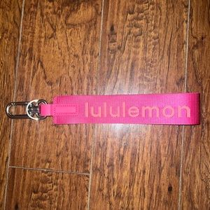 LULULEMON keychain